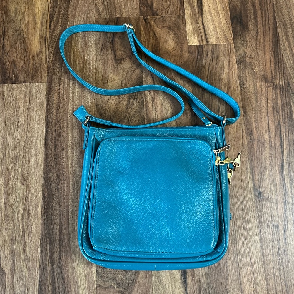 Roma Leathers Concealed Carry Gun Crossbody Purse